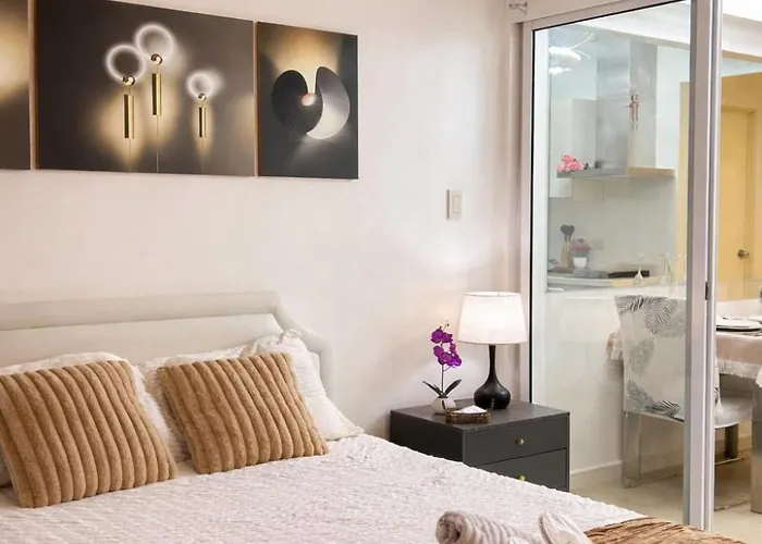 The Nook Staycation At Azure Urban Paranaque 马尼拉